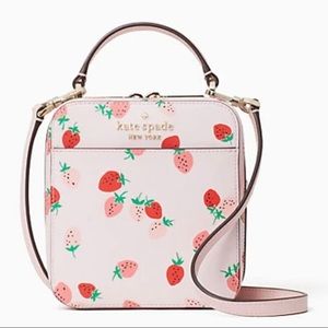 Kate spade Daisy strawberries vanity crossbody